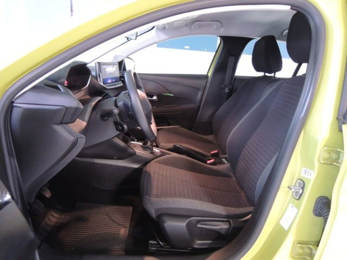 Peugeot 208 1.2 puretech Active s&s 100cv (13)