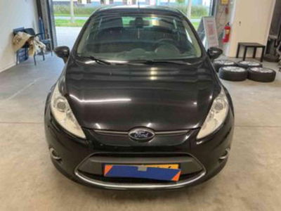 Ford Fiesta 1.6 TDCi 95 CV 5p. Titanium usata