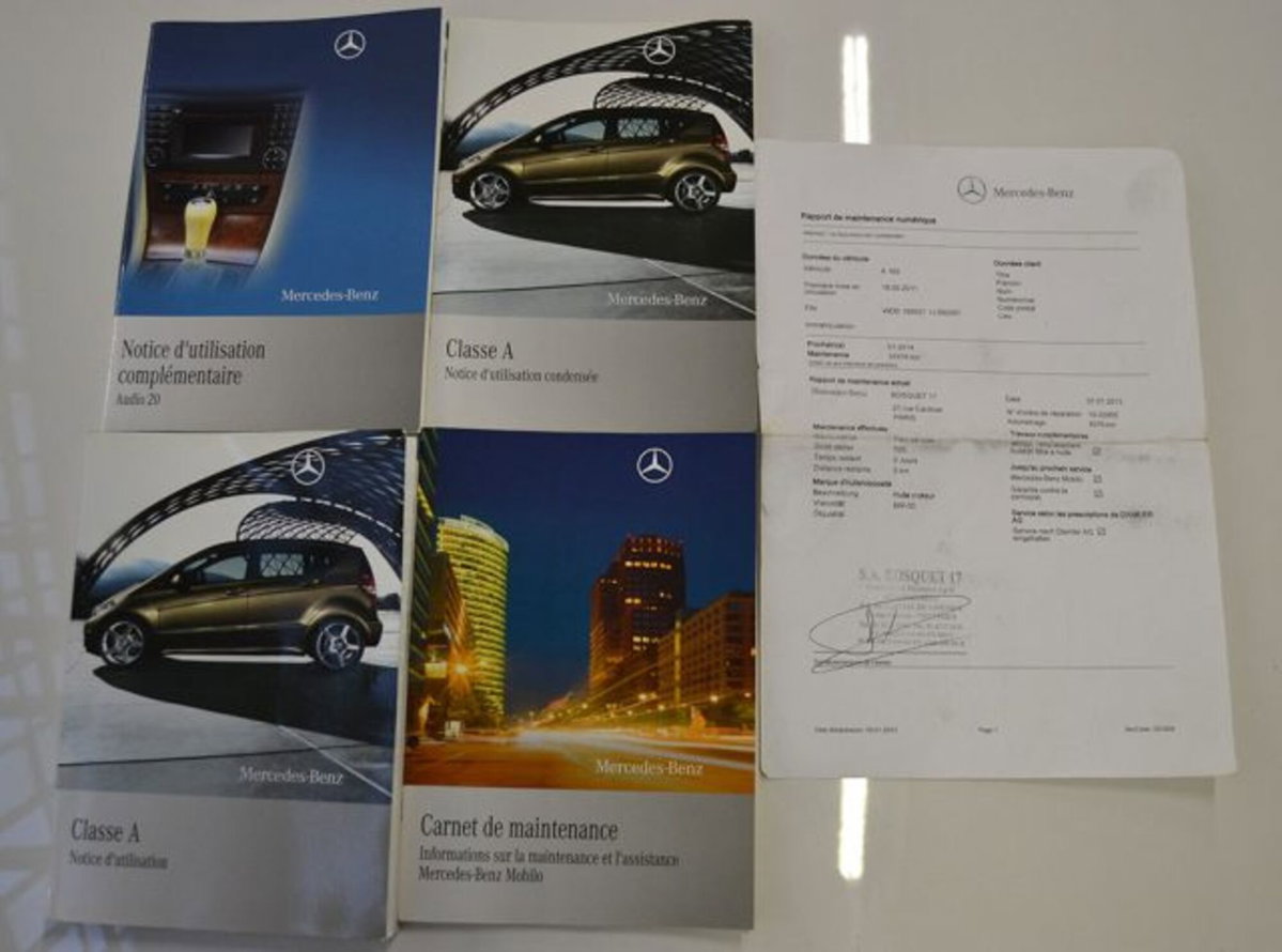 Mercedes-Benz Classe A 160 AUTOMATIC (12)