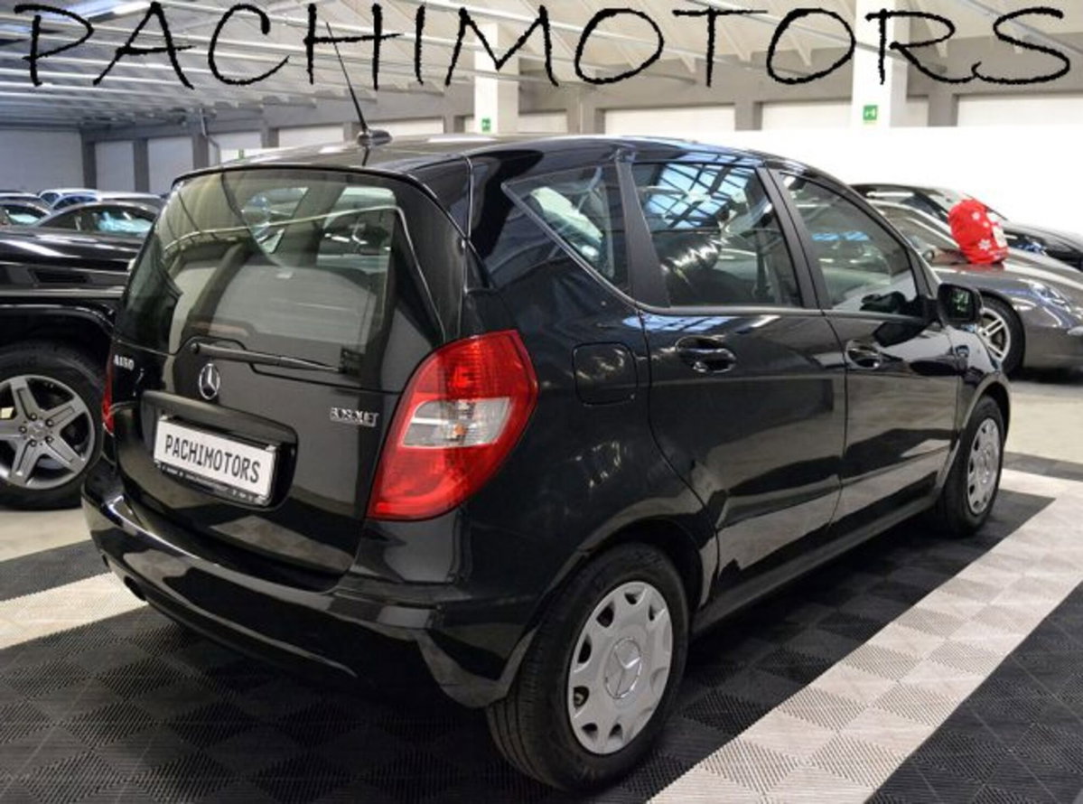 Mercedes-Benz Classe A 160 AUTOMATIC (13)