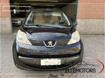 Peugeot 107 68CV 5p. Sweet Years usata