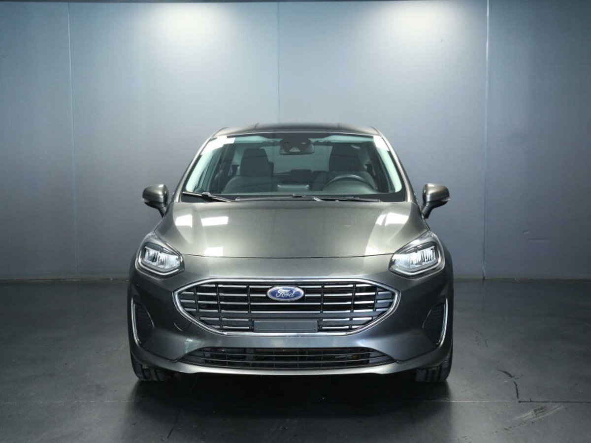 Ford Fiesta 1.1 75 CV 5 porte Titanium (2)