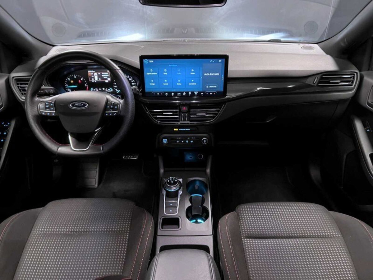 Ford Focus Station Wagon 1.5 EcoBlue 115 CV automatico SW ST-Line Design (17)