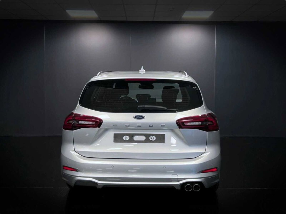 Ford Focus Station Wagon 1.5 EcoBlue 115 CV automatico SW ST-Line Design (5)
