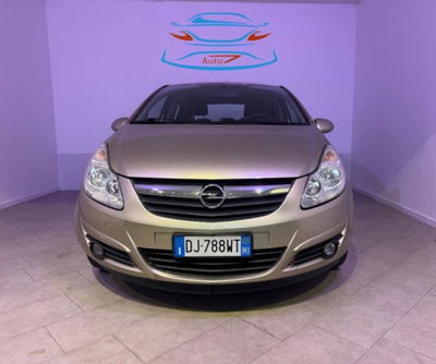 Opel Corsa 1.2 5 porte Cosmo usata