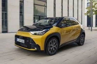 Toyota Aygo X 1.5 hybrid Icon e-cvt nuova