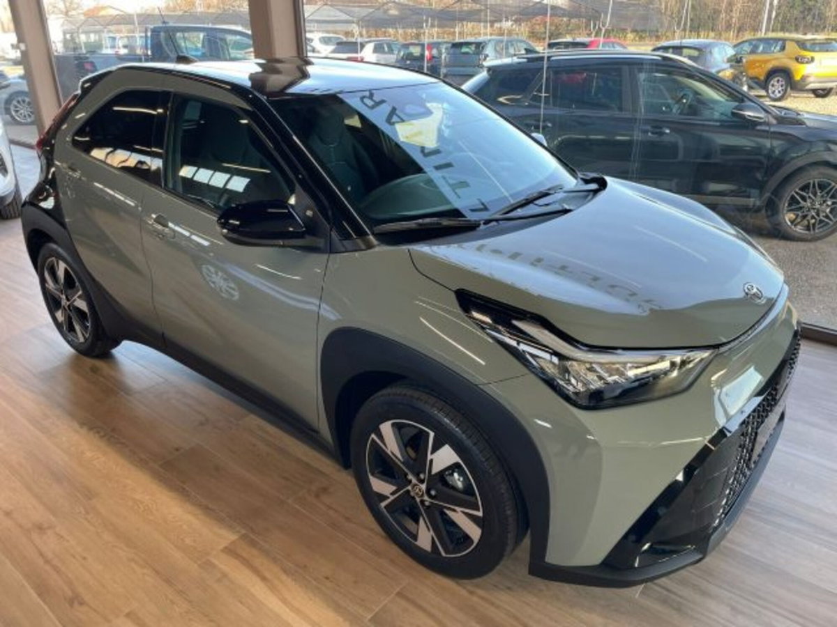 Toyota Aygo X 1.5 hybrid Icon e-cvt (4)