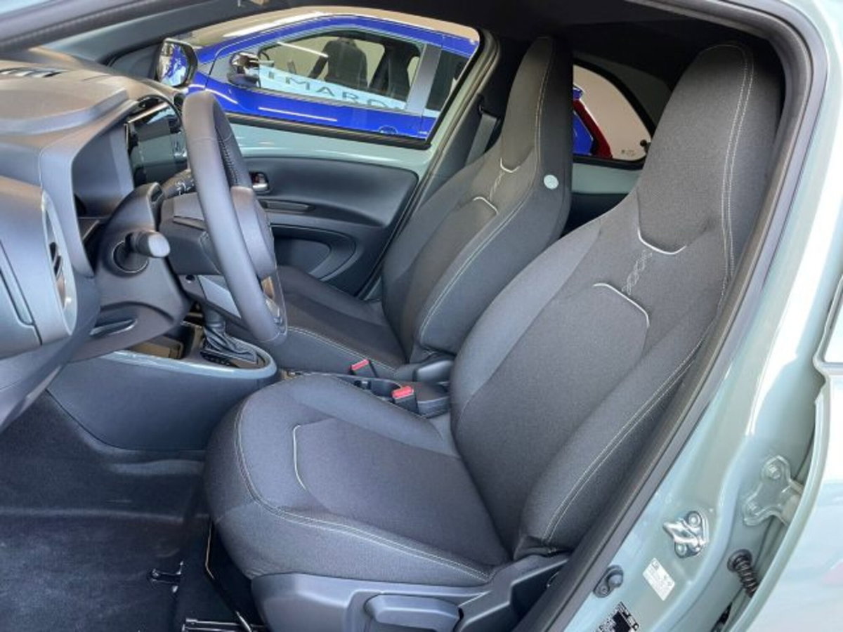 Toyota Aygo X 1.5 hybrid Icon e-cvt (7)