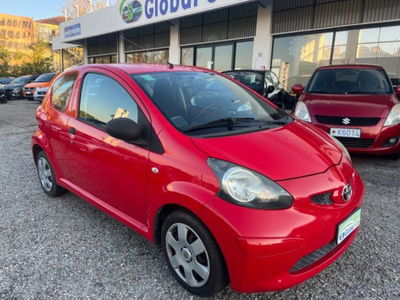 Toyota Aygo 1.0 12V VVT-i 3 porte Sol usata