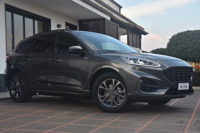 Ford Kuga 2.5 Plug In Hybrid 225 CV CVT 2WD ST-Line usata