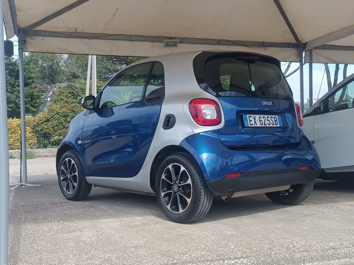 smart Fortwo 1000 52 kW MHD coupé passion (14)