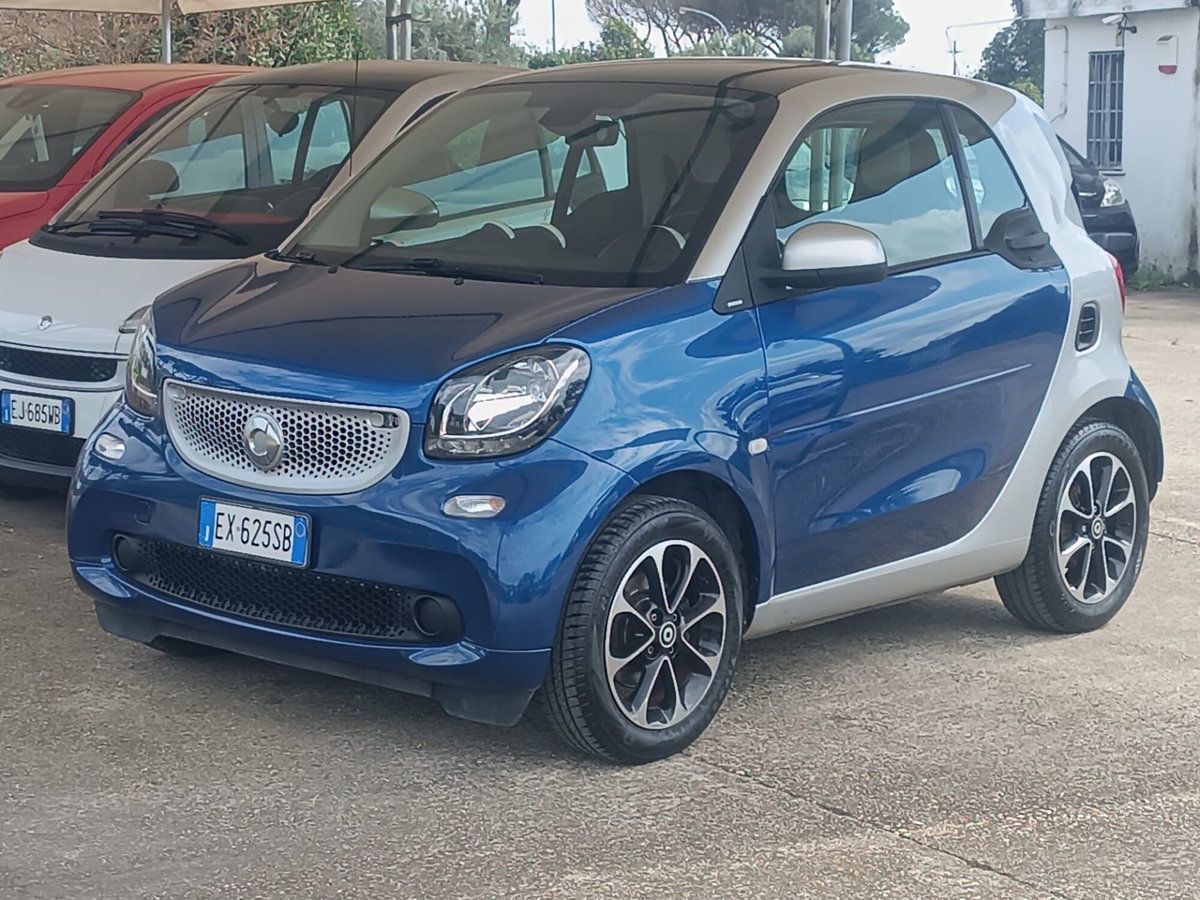 smart Fortwo 1000 52 kW MHD coupé passion (15)
