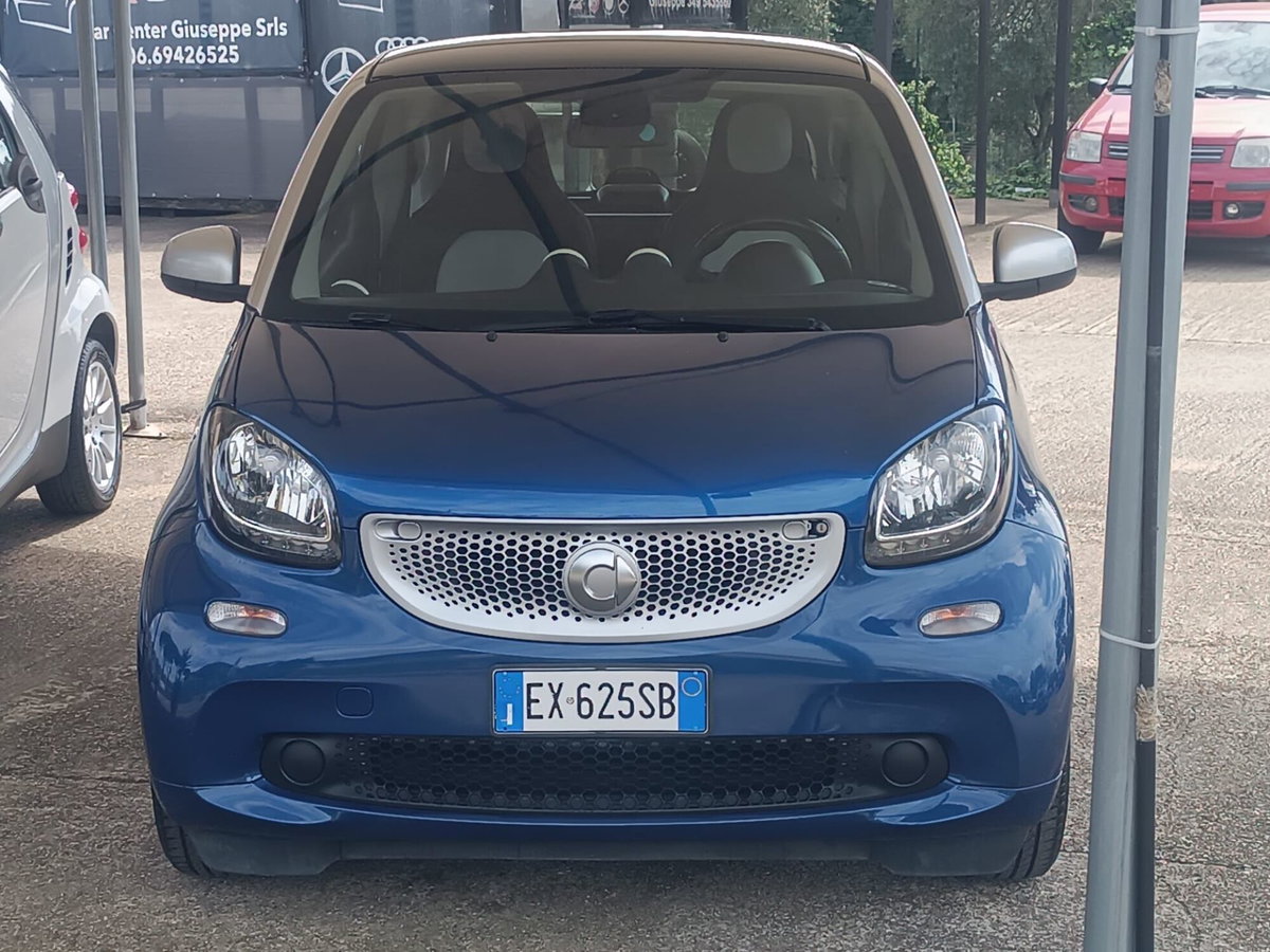 smart Fortwo 1000 52 kW MHD coupé passion (2)