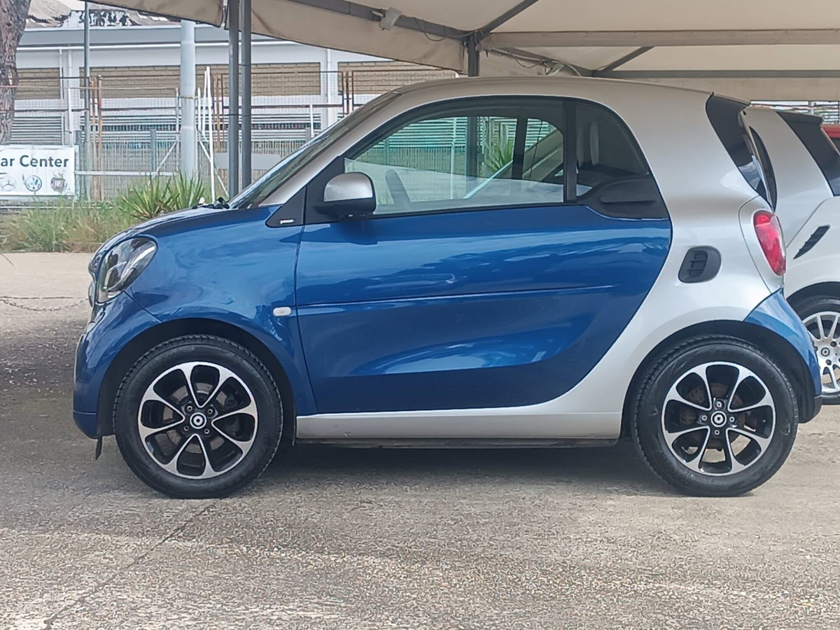 smart Fortwo 1000 52 kW MHD coupé passion (4)