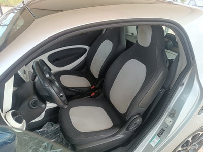 smart Fortwo 1000 52 kW MHD coupé passion (6)