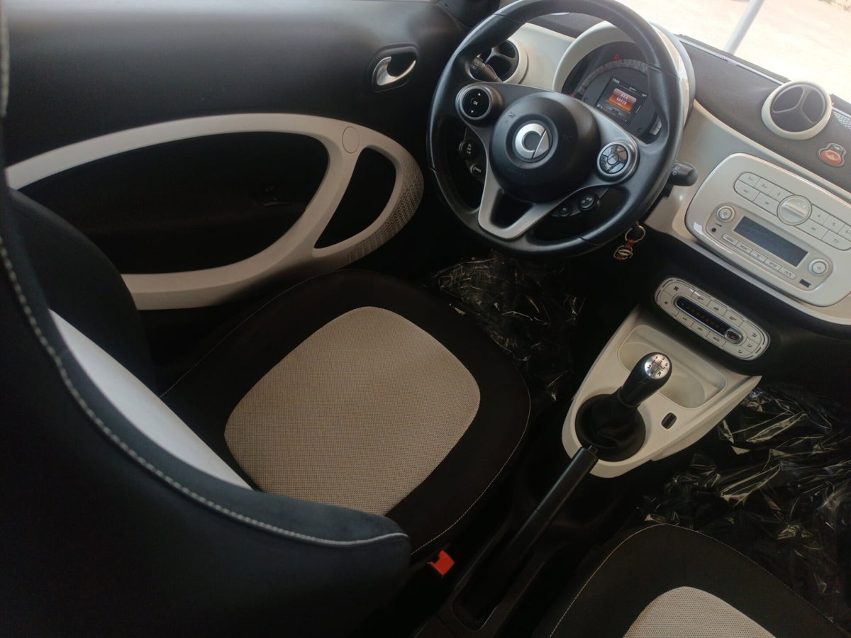 smart Fortwo 1000 52 kW MHD coupé passion (7)