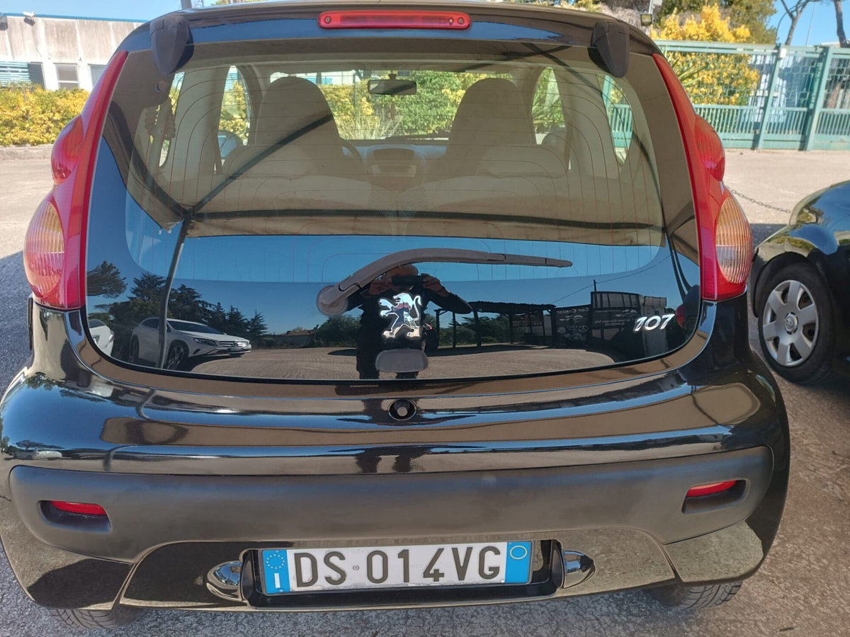 Peugeot 107 68CV 5p. Sweet Years (10)