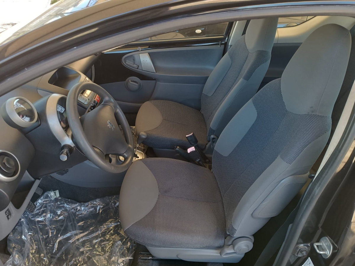 Peugeot 107 68CV 5p. Sweet Years (5)