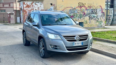 Volkswagen Tiguan 2.0 TDI DPF 4MOTION DSG Sport & Style usata