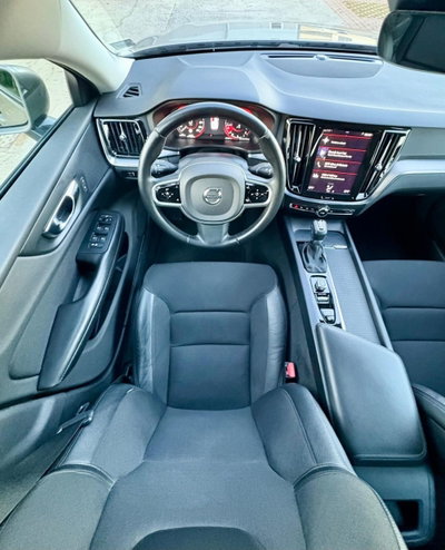 Volvo V60 Cross Country D4 Geartronic Business Plus (15)
