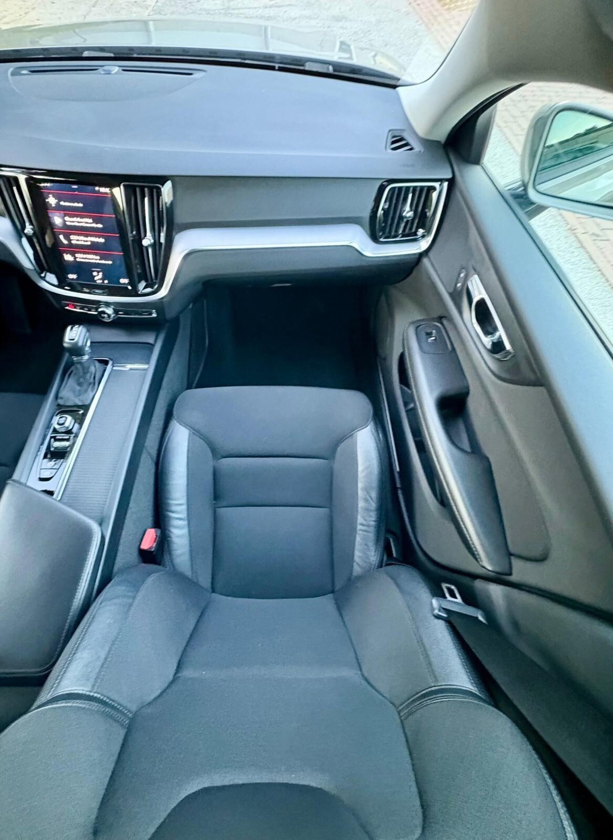 Volvo V60 Cross Country D4 Geartronic Business Plus (17)