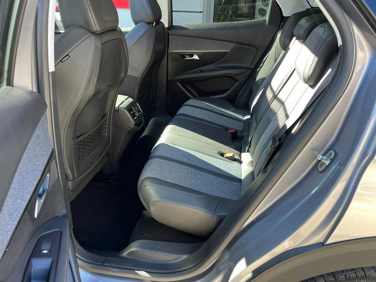Peugeot 3008 BlueHDi 130 S&S Allure (13)