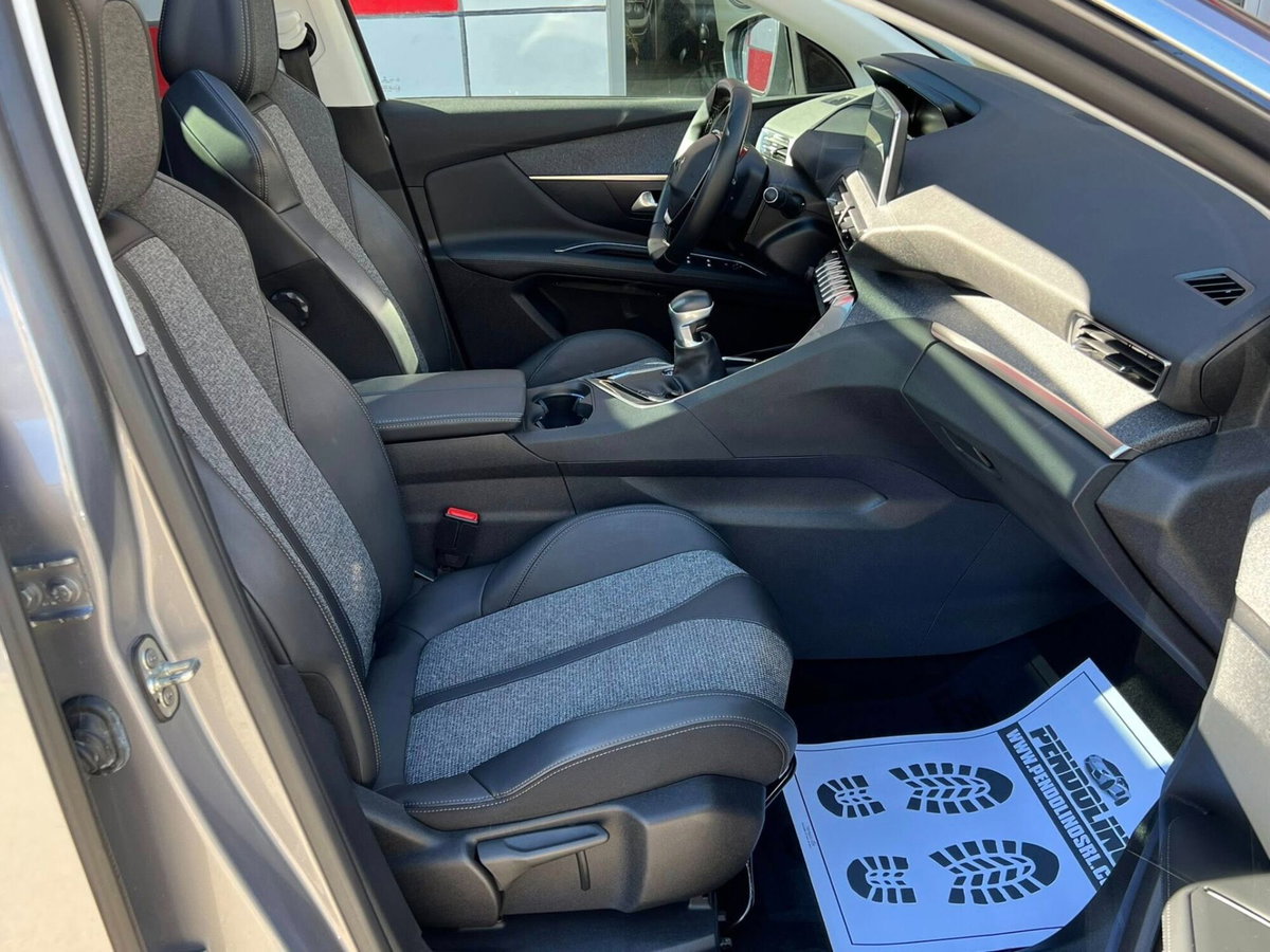 Peugeot 3008 BlueHDi 130 S&S Allure (15)