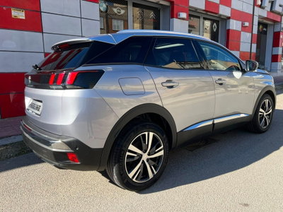 Peugeot 3008 BlueHDi 130 S&S Allure (6)