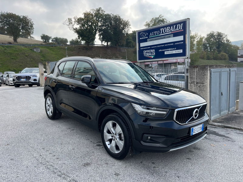Volvo XC40 T2 Momentum Pro