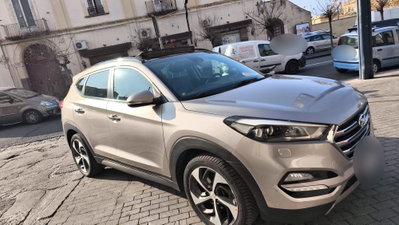 Hyundai Tucson 2.0 CRDi 4WD aut. XPossible (2)