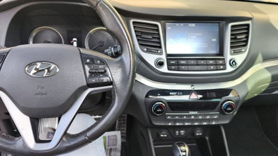 Hyundai Tucson 2.0 CRDi 4WD aut. XPossible (7)