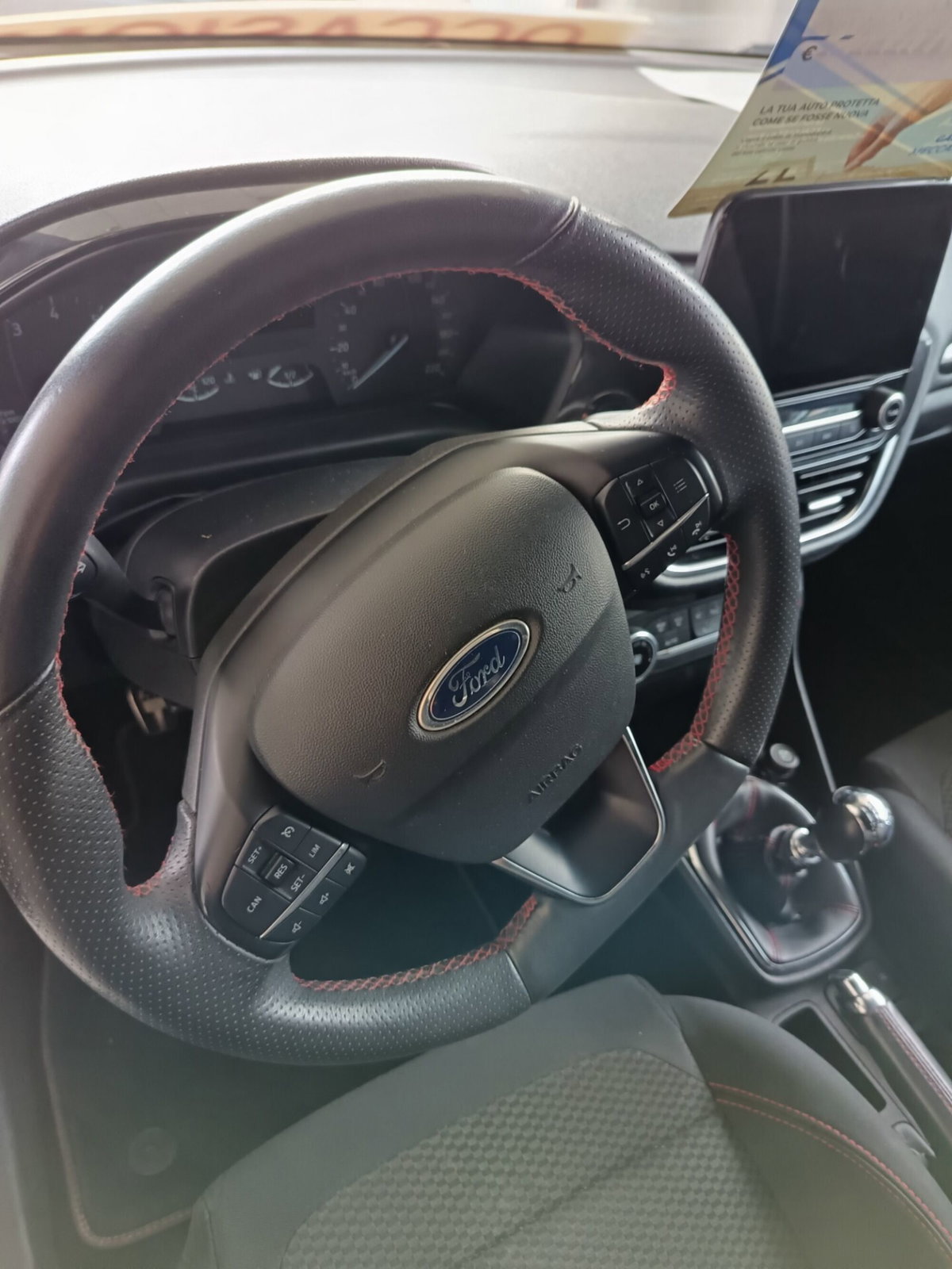 Ford Fiesta 1.0 EcoBoost 100CV 5 porte ST-Line (15)