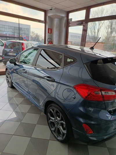 Ford Fiesta 1.0 EcoBoost 100CV 5 porte ST-Line (4)