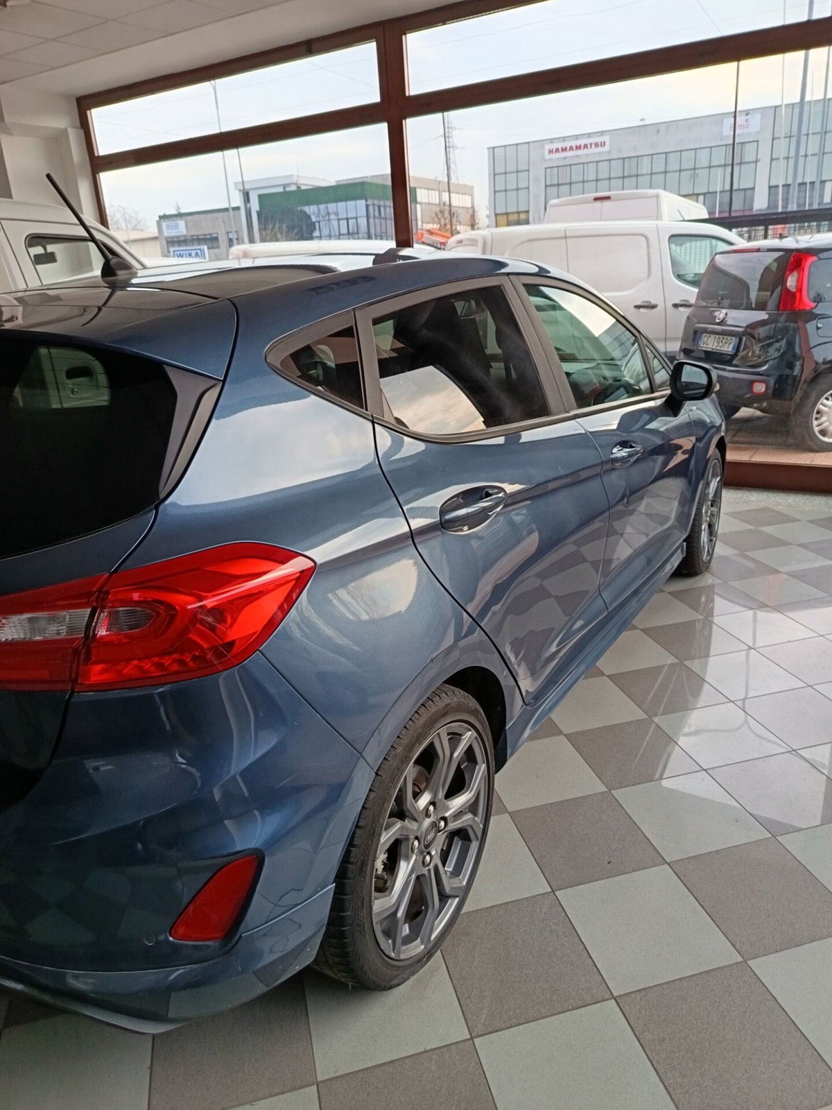 Ford Fiesta 1.0 EcoBoost 100CV 5 porte ST-Line (6)