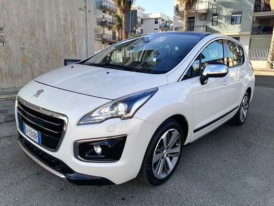 Peugeot 3008 1.6 HDi 115CV Allure usata