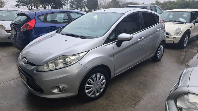 Ford Fiesta 1.4 TDCi 5p. Ghia