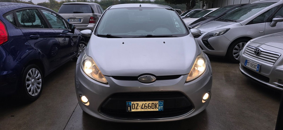 Ford Fiesta 1.4 TDCi 5p. Ghia (12)