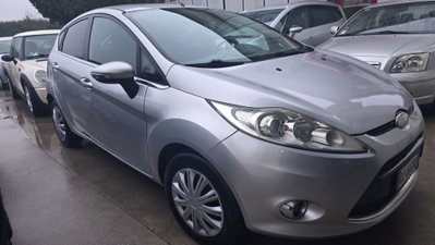 Ford Fiesta 1.4 TDCi 5p. Ghia (2)