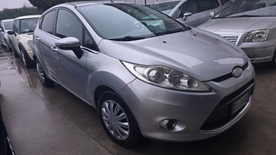 Ford Fiesta 1.4 TDCi 5p. Ghia (7)