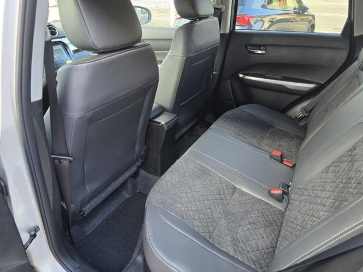 Suzuki Vitara 1.4 Hybrid 4WD AllGrip Easy Top (8)