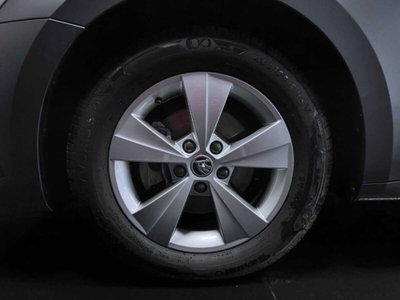 Skoda Octavia Station Wagon 2.0 TDI EVO SCR DSG Wagon Executive (11)