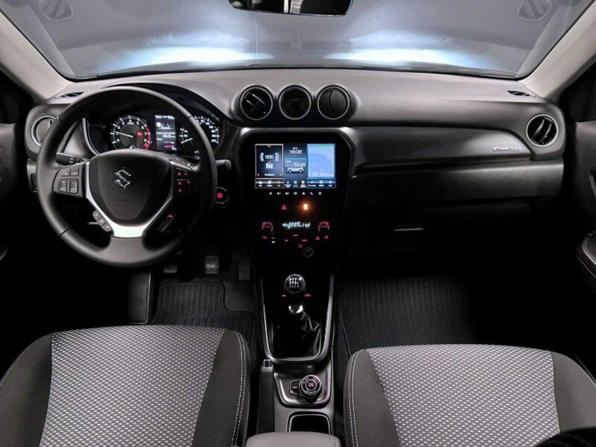 Suzuki Vitara 1.4 Hybrid 4WD AllGrip Easy Cool (16)