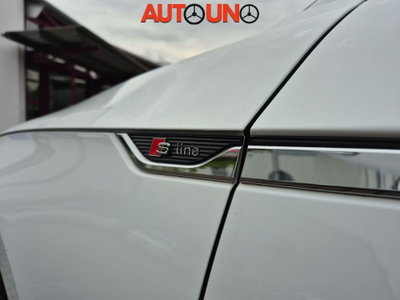 Audi A5 Coupé 40 TFSI S tronic (2)