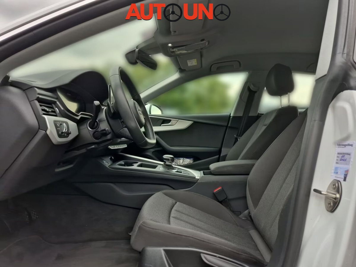 Audi A5 Coupé 40 TFSI S tronic (6)