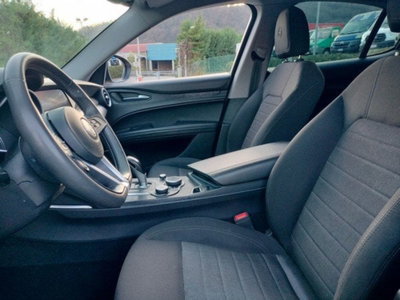Alfa Romeo Stelvio Stelvio 2.2 Turbodiesel 160 CV AT8 RWD Sprint (12)