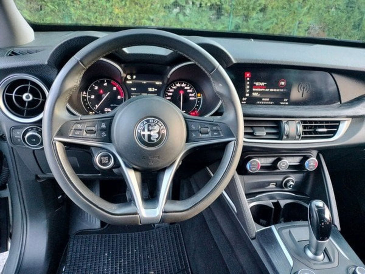 Alfa Romeo Stelvio Stelvio 2.2 Turbodiesel 160 CV AT8 RWD Sprint (14)