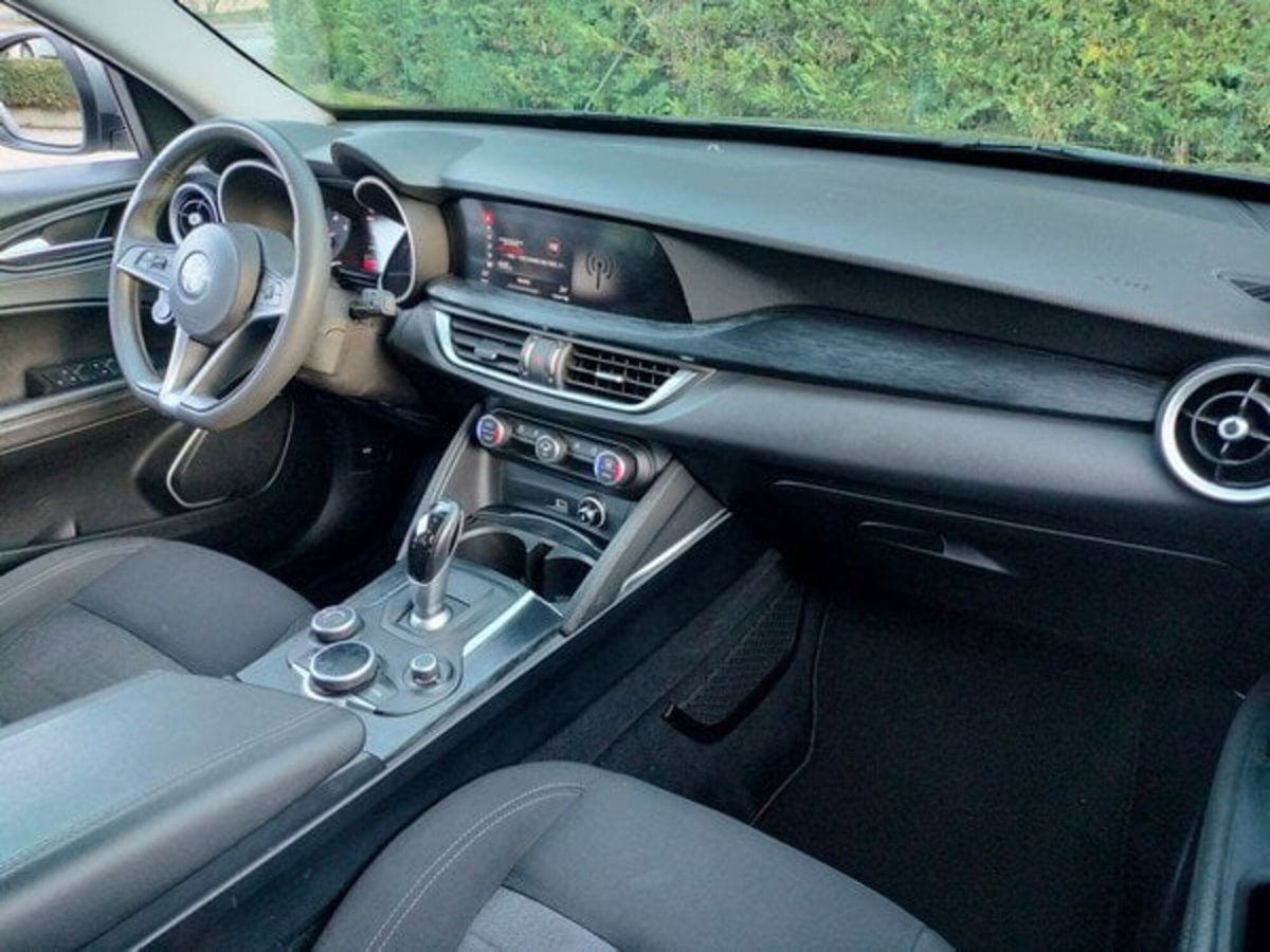 Alfa Romeo Stelvio Stelvio 2.2 Turbodiesel 160 CV AT8 RWD Sprint (18)