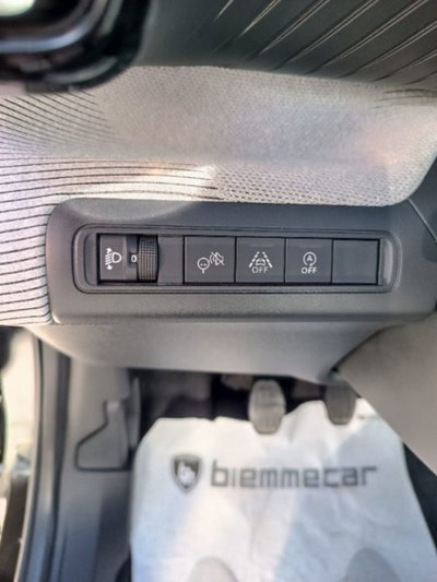 Citroen C3 1.2 puretech turbo Max 100cv s&s (20)