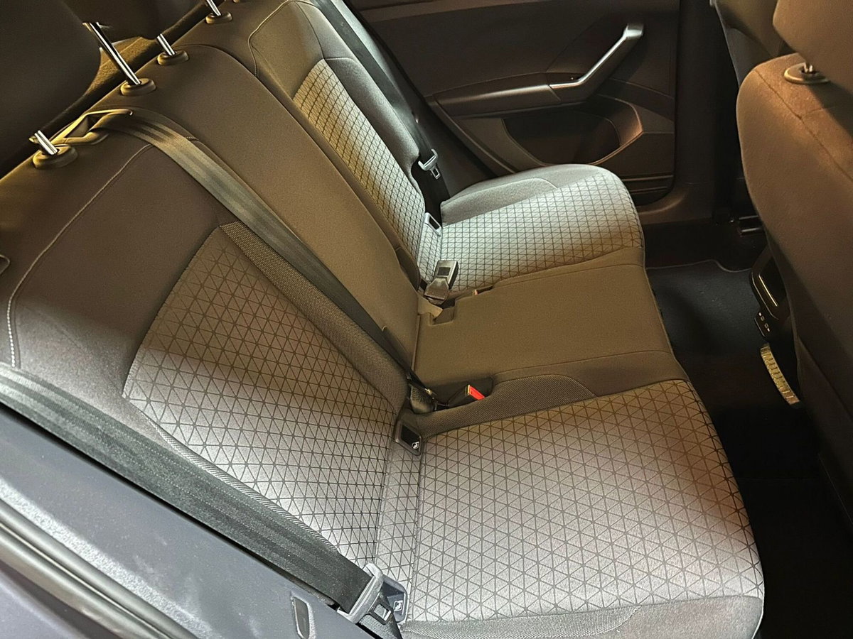 Volkswagen T-Cross 1.0 TSI Style BMT (11)