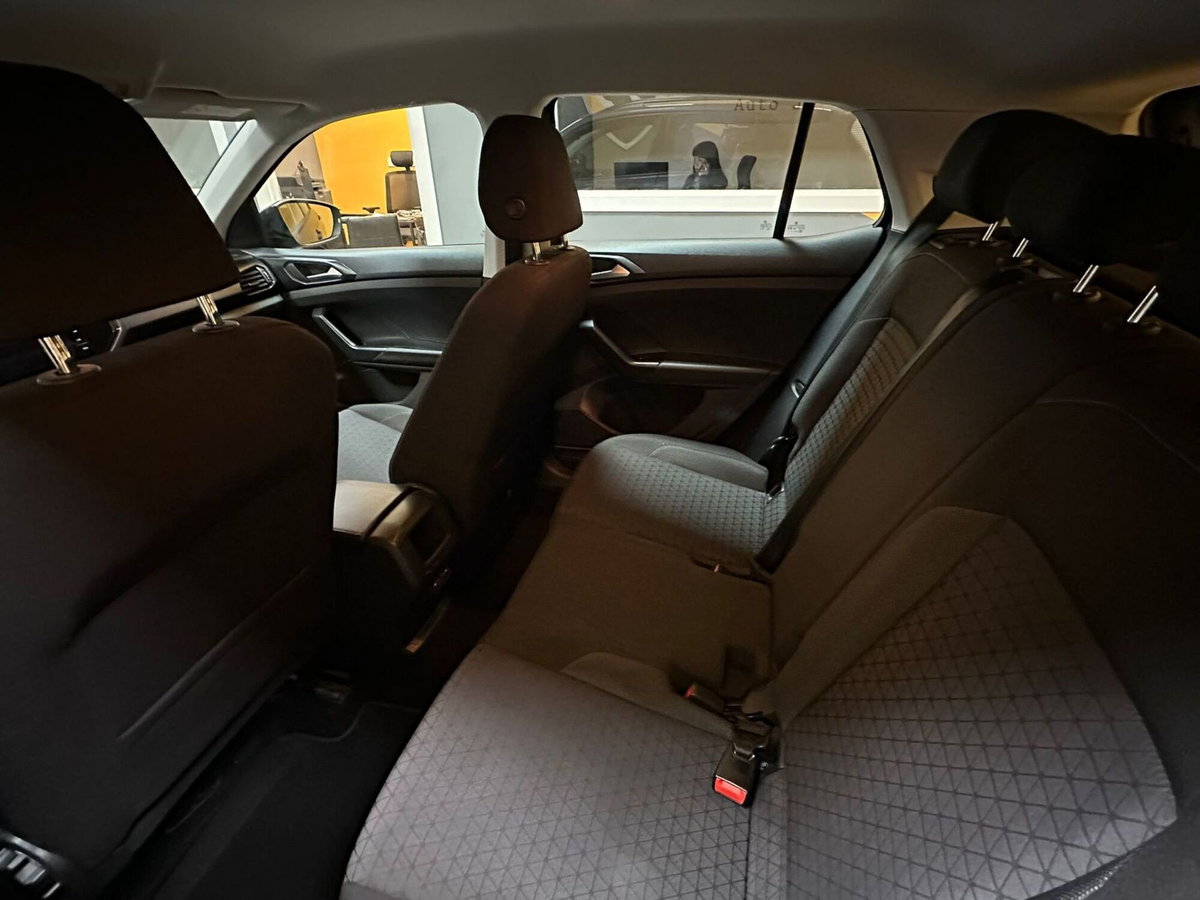 Volkswagen T-Cross 1.0 TSI Style BMT (18)